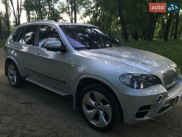 Сірий БМВ Х5, об'ємом двигуна 4.4 л та пробігом 236 тис. км за 17000 $, фото 2 на Automoto.ua