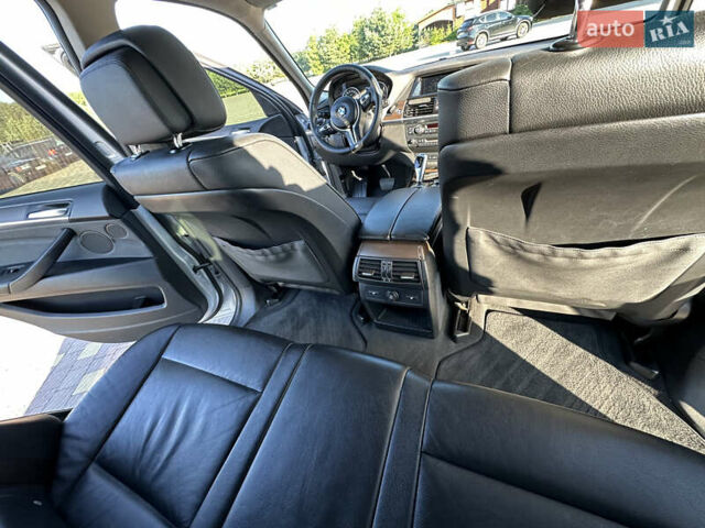 Сірий БМВ Х5, об'ємом двигуна 2.99 л та пробігом 189 тис. км за 17500 $, фото 27 на Automoto.ua