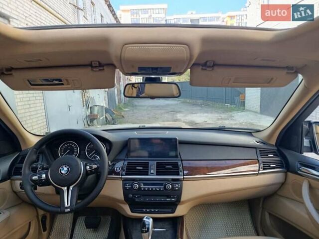 Серый БМВ Х5, объемом двигателя 3 л и пробегом 330 тыс. км за 15000 $, фото 9 на Automoto.ua