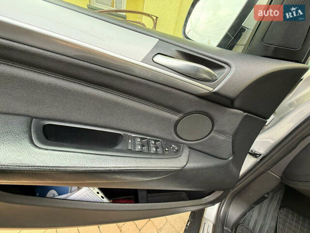 Серый БМВ Х5, объемом двигателя 3 л и пробегом 300 тыс. км за 17500 $, фото 13 на Automoto.ua