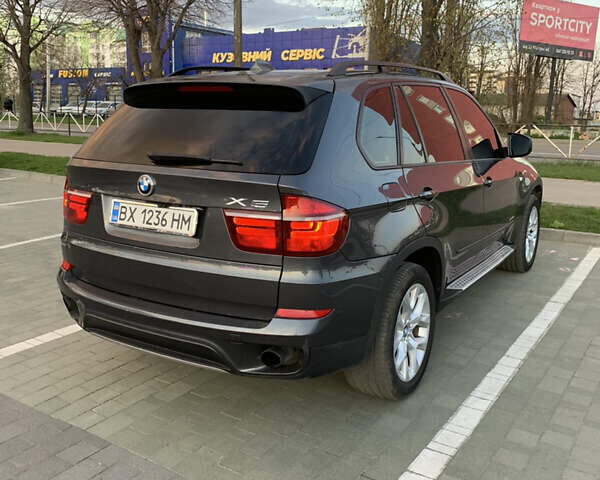Серый БМВ Х5, объемом двигателя 2.99 л и пробегом 286 тыс. км за 15500 $, фото 4 на Automoto.ua