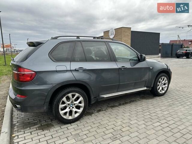Серый БМВ Х5, объемом двигателя 2.98 л и пробегом 210 тыс. км за 12500 $, фото 3 на Automoto.ua