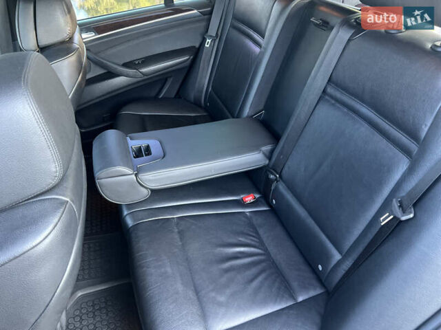 Серый БМВ Х5, объемом двигателя 3 л и пробегом 316 тыс. км за 17600 $, фото 25 на Automoto.ua