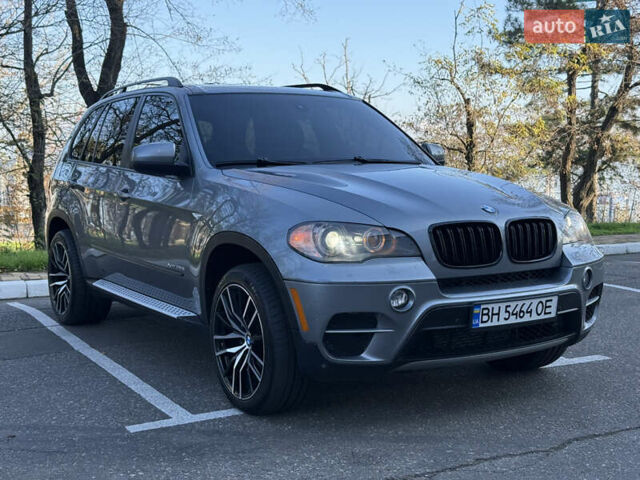 Серый БМВ Х5, объемом двигателя 3 л и пробегом 297 тыс. км за 15700 $, фото 12 на Automoto.ua