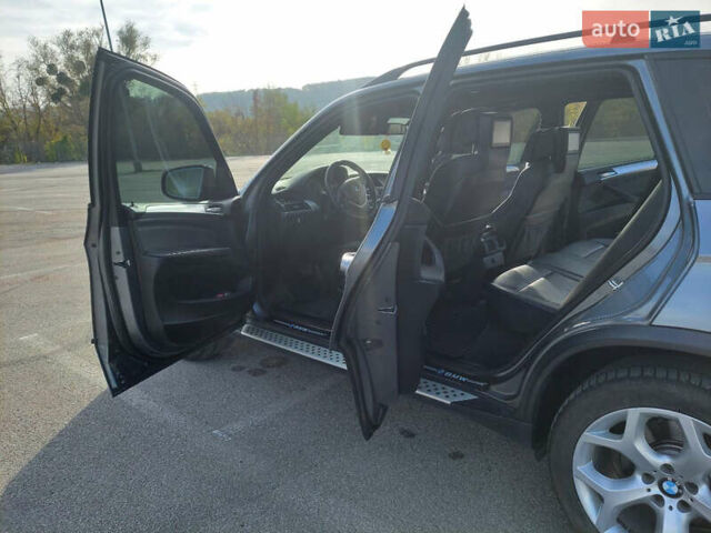 Серый БМВ Х5, объемом двигателя 2.99 л и пробегом 290 тыс. км за 18000 $, фото 10 на Automoto.ua