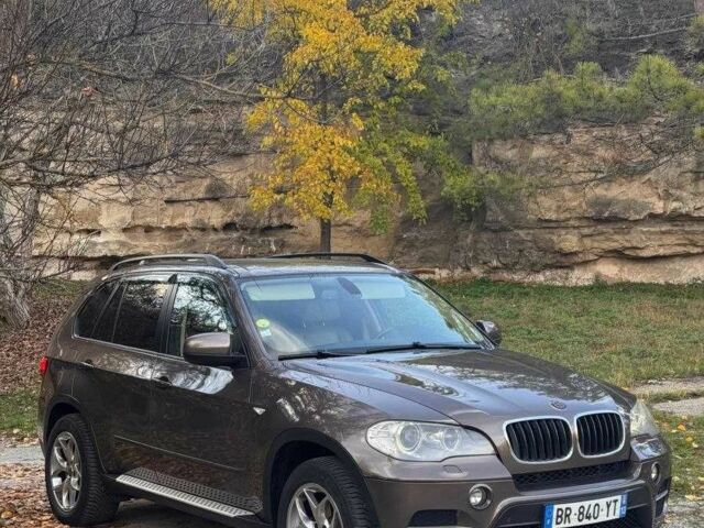 Серый БМВ Х5, объемом двигателя 3 л и пробегом 270 тыс. км за 5000 $, фото 4 на Automoto.ua