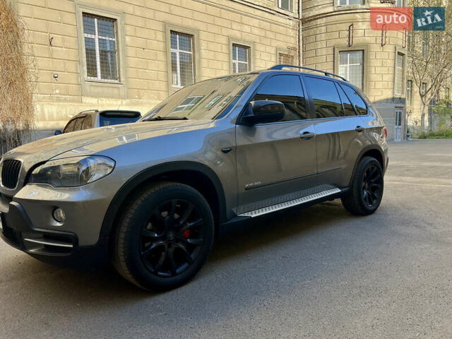 Сірий БМВ Х5, об'ємом двигуна 3 л та пробігом 295 тис. км за 11500 $, фото 4 на Automoto.ua