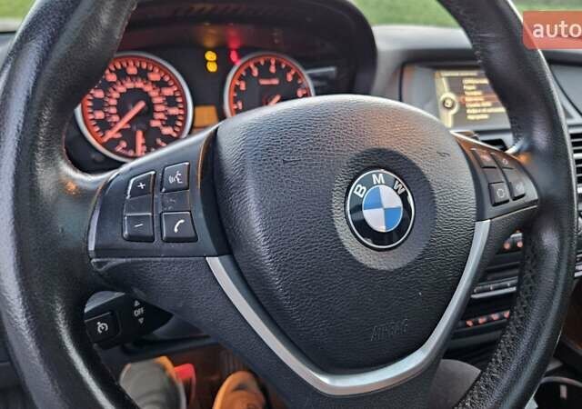 Серый БМВ Х5, объемом двигателя 3 л и пробегом 306 тыс. км за 12250 $, фото 37 на Automoto.ua