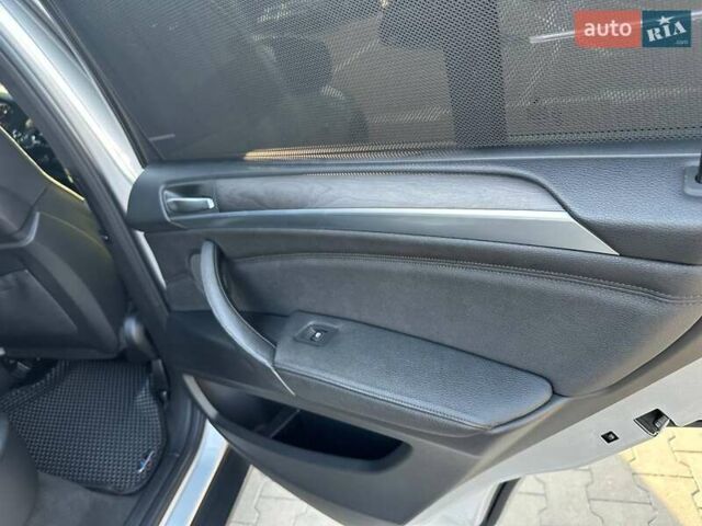 Серый БМВ Х5, объемом двигателя 2.98 л и пробегом 277 тыс. км за 17500 $, фото 22 на Automoto.ua