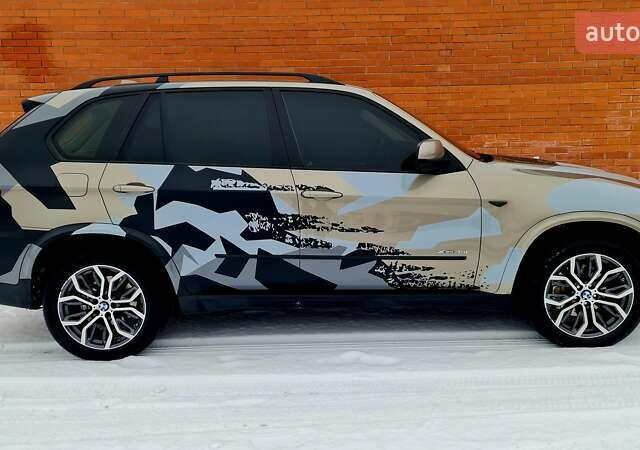 Серый БМВ Х5, объемом двигателя 3 л и пробегом 258 тыс. км за 13800 $, фото 2 на Automoto.ua