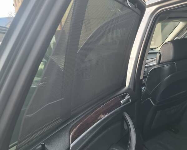 Серый БМВ Х5, объемом двигателя 0 л и пробегом 215 тыс. км за 15500 $, фото 2 на Automoto.ua