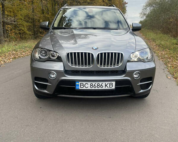 Серый БМВ Х5, объемом двигателя 2.99 л и пробегом 285 тыс. км за 16800 $, фото 2 на Automoto.ua