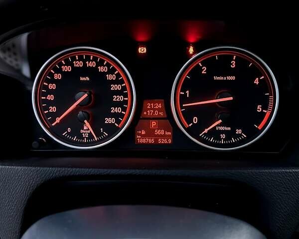 Серый БМВ Х5, объемом двигателя 3 л и пробегом 189 тыс. км за 15500 $, фото 13 на Automoto.ua
