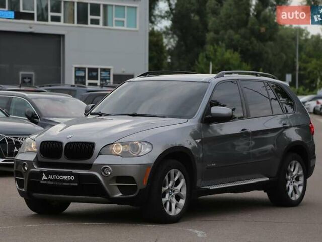 Серый БМВ Х5, объемом двигателя 3 л и пробегом 227 тыс. км за 11900 $, фото 2 на Automoto.ua