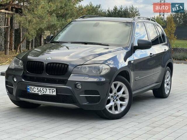 Серый БМВ Х5, объемом двигателя 2.98 л и пробегом 279 тыс. км за 10900 $, фото 7 на Automoto.ua