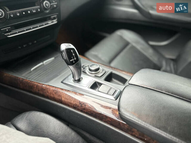 Сірий БМВ Х5, об'ємом двигуна 3 л та пробігом 290 тис. км за 11950 $, фото 13 на Automoto.ua