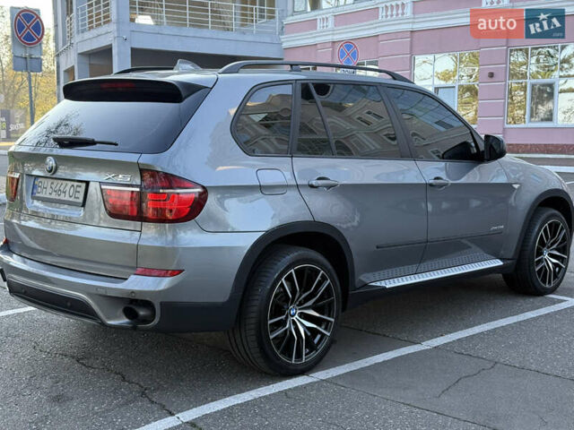 Серый БМВ Х5, объемом двигателя 3 л и пробегом 297 тыс. км за 15700 $, фото 8 на Automoto.ua