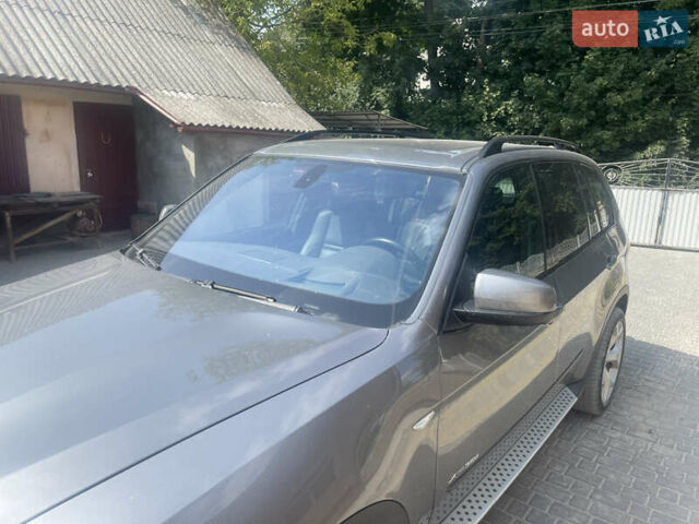 Серый БМВ Х5, объемом двигателя 2.99 л и пробегом 313 тыс. км за 18000 $, фото 1 на Automoto.ua