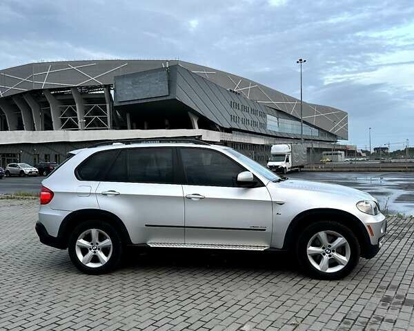 Серый БМВ Х5, объемом двигателя 3 л и пробегом 189 тыс. км за 15500 $, фото 4 на Automoto.ua