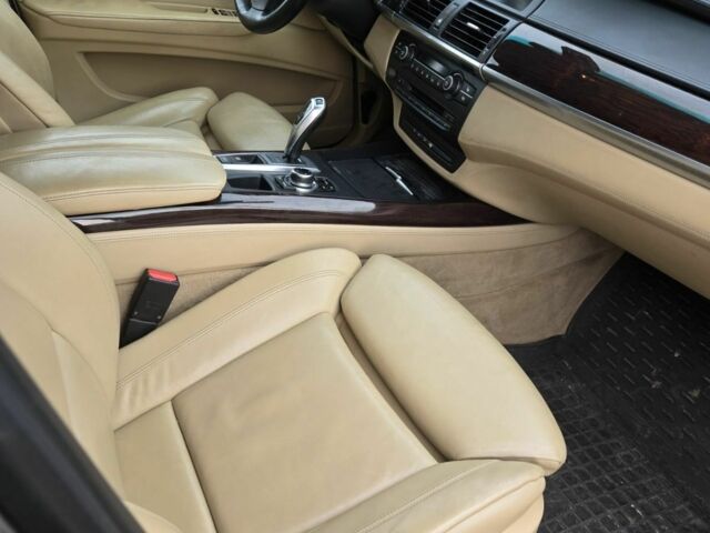 Сірий БМВ Х5, об'ємом двигуна 3 л та пробігом 280 тис. км за 14700 $, фото 8 на Automoto.ua