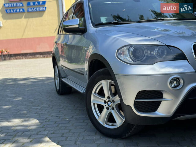Сірий БМВ Х5, об'ємом двигуна 3 л та пробігом 281 тис. км за 14499 $, фото 16 на Automoto.ua