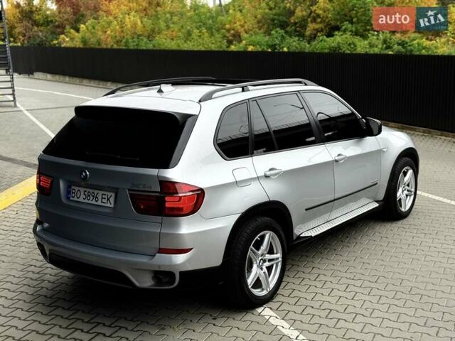 Сірий БМВ Х5, об'ємом двигуна 3 л та пробігом 303 тис. км за 16800 $, фото 12 на Automoto.ua