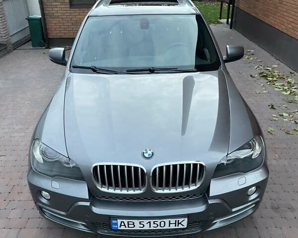 Серый БМВ Х5, объемом двигателя 3 л и пробегом 287 тыс. км за 16700 $, фото 2 на Automoto.ua