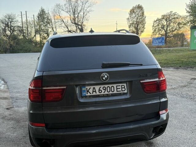 Серый БМВ Х5, объемом двигателя 3 л и пробегом 166 тыс. км за 19000 $, фото 4 на Automoto.ua