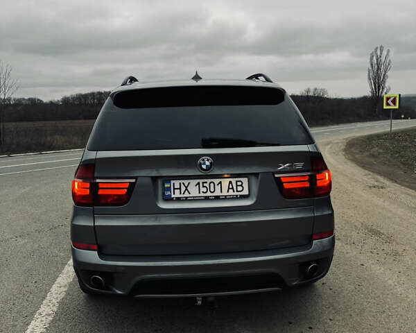 Сірий БМВ Х5, об'ємом двигуна 2.98 л та пробігом 250 тис. км за 13800 $, фото 8 на Automoto.ua