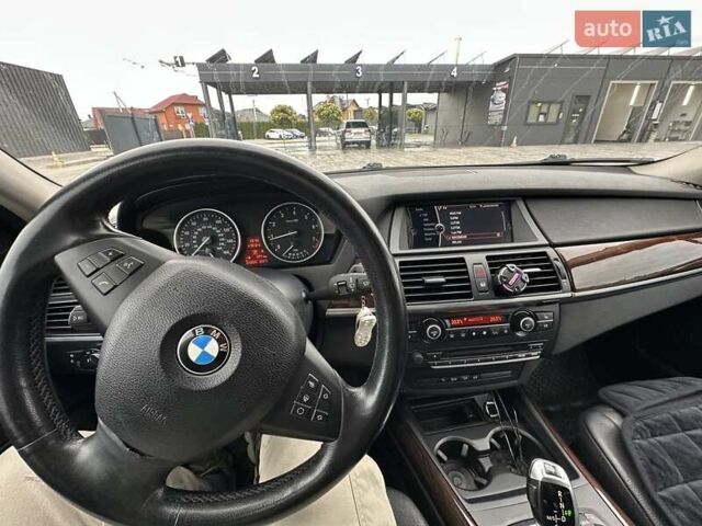 Серый БМВ Х5, объемом двигателя 2.98 л и пробегом 210 тыс. км за 12500 $, фото 20 на Automoto.ua