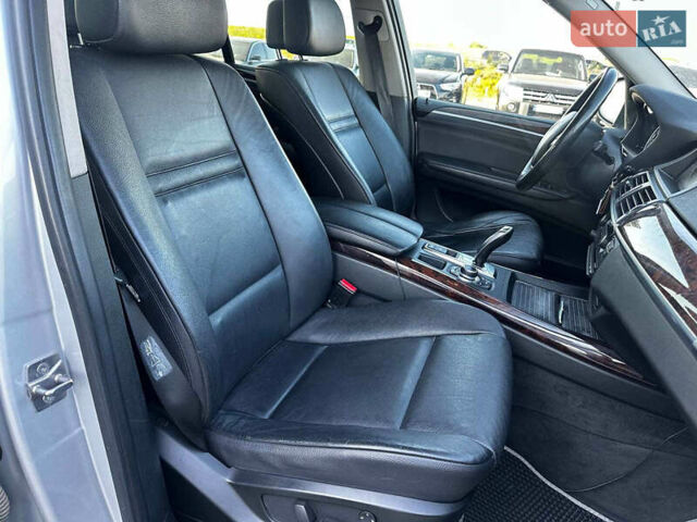 Серый БМВ Х5, объемом двигателя 3 л и пробегом 223 тыс. км за 12790 $, фото 34 на Automoto.ua