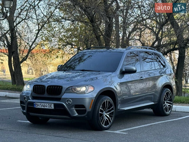 Серый БМВ Х5, объемом двигателя 3 л и пробегом 297 тыс. км за 15700 $, фото 13 на Automoto.ua