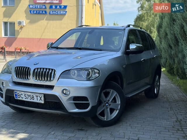 Сірий БМВ Х5, об'ємом двигуна 3 л та пробігом 281 тис. км за 14499 $, фото 2 на Automoto.ua