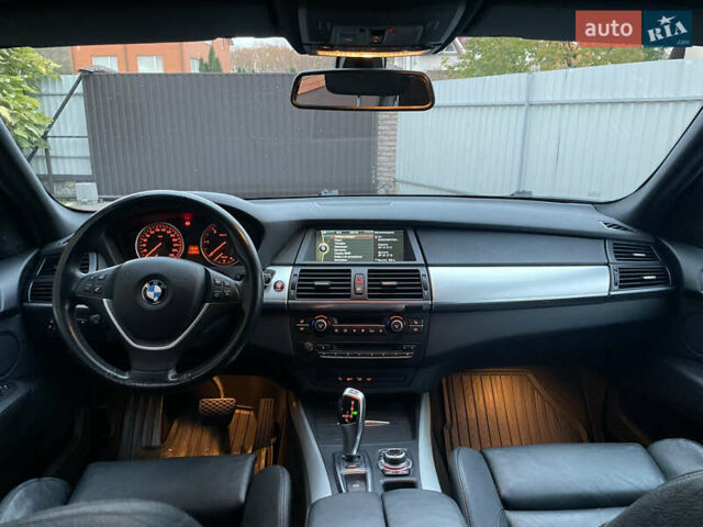 Серый БМВ Х5, объемом двигателя 3 л и пробегом 287 тыс. км за 16700 $, фото 13 на Automoto.ua