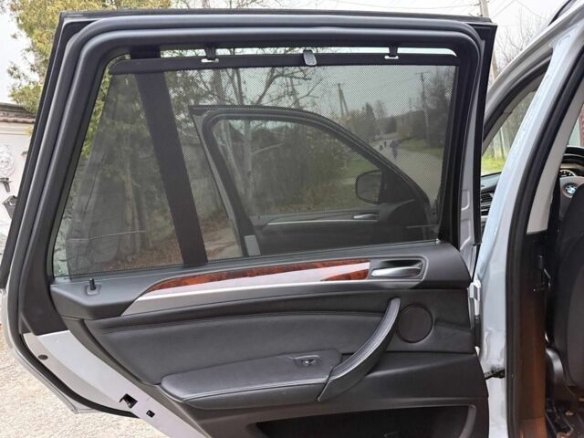 Сірий БМВ Х5, об'ємом двигуна 3 л та пробігом 168 тис. км за 12300 $, фото 19 на Automoto.ua