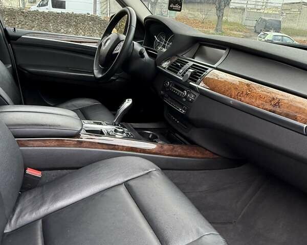 Сірий БМВ Х5, об'ємом двигуна 2.99 л та пробігом 320 тис. км за 14950 $, фото 28 на Automoto.ua