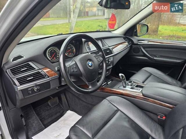 Сірий БМВ Х5, об'ємом двигуна 2.98 л та пробігом 169 тис. км за 12300 $, фото 8 на Automoto.ua