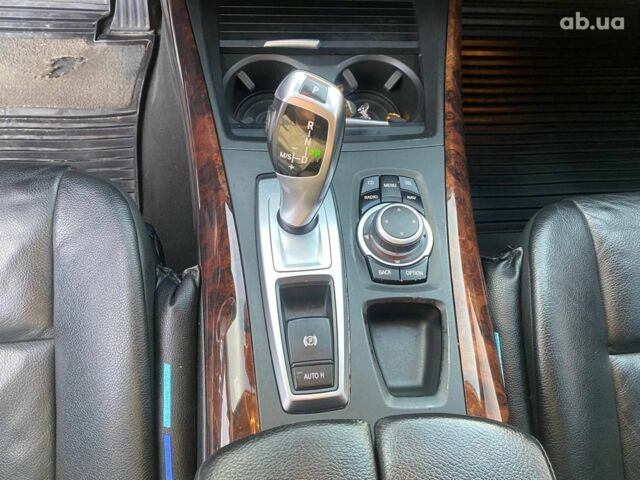 Серый БМВ Х5, объемом двигателя 3 л и пробегом 304 тыс. км за 14390 $, фото 20 на Automoto.ua