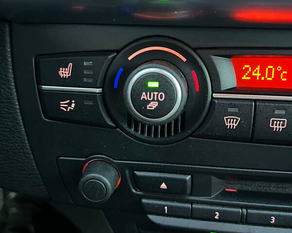 Серый БМВ Х5, объемом двигателя 3 л и пробегом 221 тыс. км за 21531 $, фото 26 на Automoto.ua