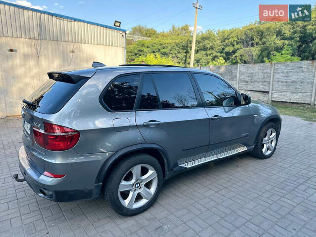 Серый БМВ Х5, объемом двигателя 3 л и пробегом 248 тыс. км за 17700 $, фото 8 на Automoto.ua