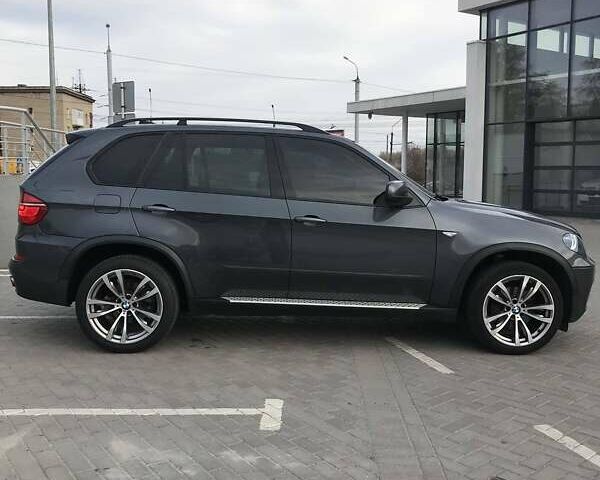 Серый БМВ Х5, объемом двигателя 3.5 л и пробегом 330 тыс. км за 14500 $, фото 5 на Automoto.ua