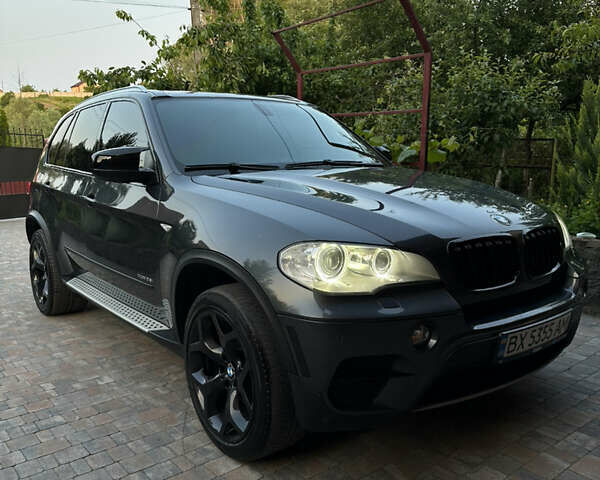 Сірий БМВ Х5, об'ємом двигуна 2.98 л та пробігом 243 тис. км за 15300 $, фото 42 на Automoto.ua