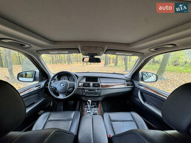 БМВ Х5 2011 в Львове на Automoto.ua Серый БМВ Х5, объемом двигателя 2.98 л и пробегом 171 тыс. км за 13900 $, фото 13 на Automoto.ua