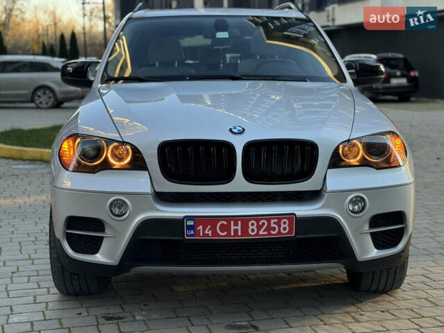 Серый БМВ Х5, объемом двигателя 3 л и пробегом 287 тыс. км за 15500 $, фото 7 на Automoto.ua