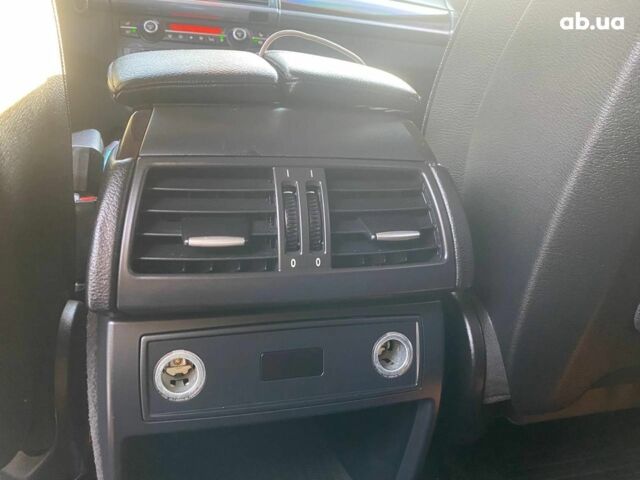 Серый БМВ Х5, объемом двигателя 3 л и пробегом 304 тыс. км за 14390 $, фото 26 на Automoto.ua