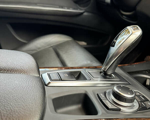 БМВ Х5 2011 в Львове на Automoto.ua Серый БМВ Х5, объемом двигателя 2.98 л и пробегом 171 тыс. км за 13900 $, фото 24 на Automoto.ua