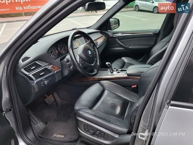Сірий БМВ Х5, об'ємом двигуна 2.99 л та пробігом 252 тис. км за 19800 $, фото 11 на Automoto.ua