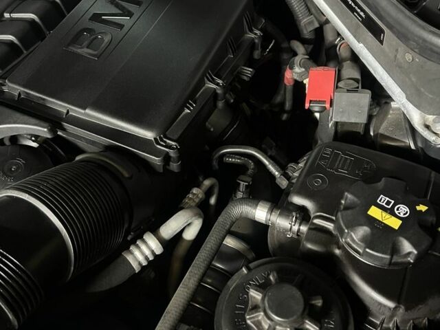 Серый БМВ Х5, объемом двигателя 3 л и пробегом 330 тыс. км за 13500 $, фото 9 на Automoto.ua