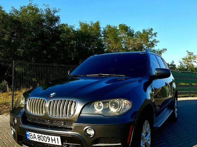 Сірий БМВ Х5, об'ємом двигуна 3 л та пробігом 400 тис. км за 12700 $, фото 2 на Automoto.ua