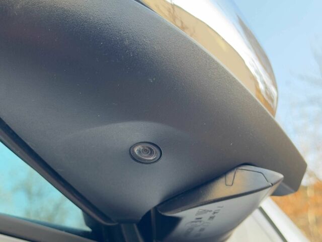 Серый БМВ Х5, объемом двигателя 3 л и пробегом 211 тыс. км за 8500 $, фото 20 на Automoto.ua